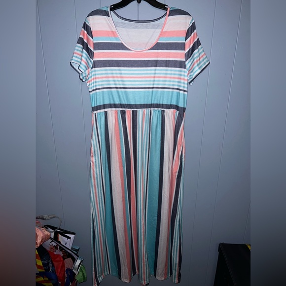 Southern Honey Boutique maxi dress. - Picture 1 of 6